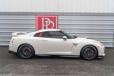 2020 Nissan GT-R Premium
