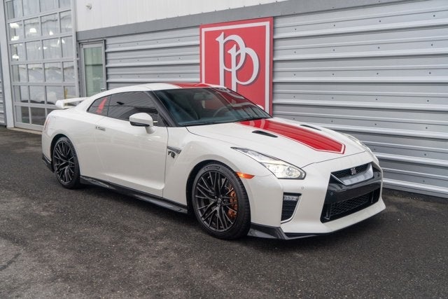 2020 Nissan GT-R Premium