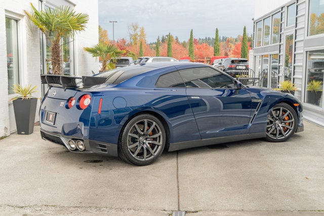 2014 Nissan GT-R Premium