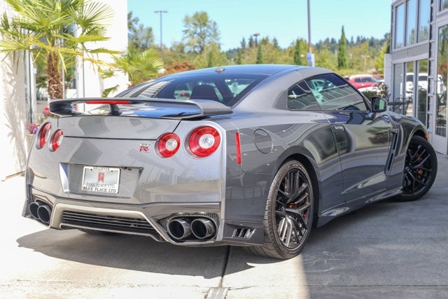 2017 Nissan GT-R Premium