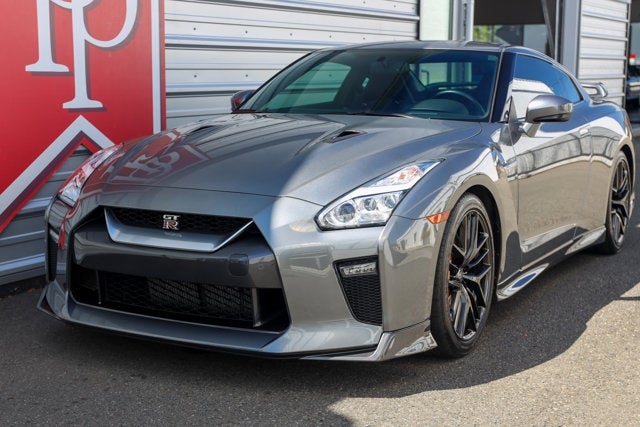 2017 Nissan GT-R Premium