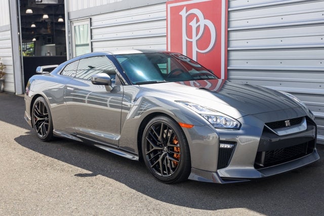 2017 Nissan GT-R Premium