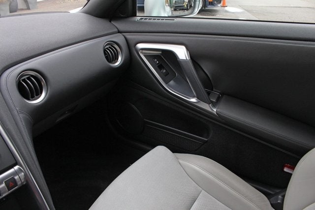 2010 Nissan GT-R Premium