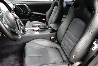 2013 Nissan GT-R Premium Edition