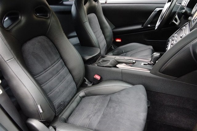 2013 Nissan GT-R Premium Edition