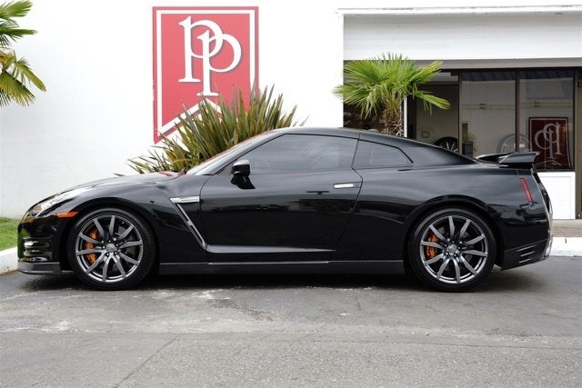 2013 Nissan GT-R Premium Edition