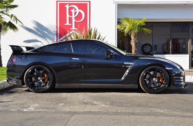 2014 Nissan GT-R Black Edition