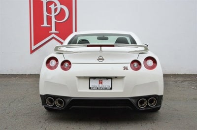 2015 Nissan GT-R Premium