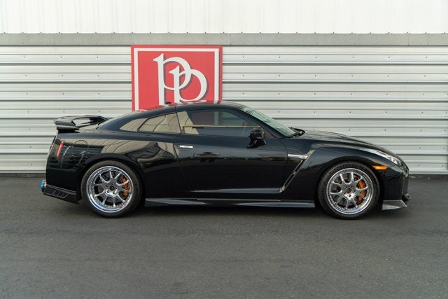 2017 Nissan GT-R Premium