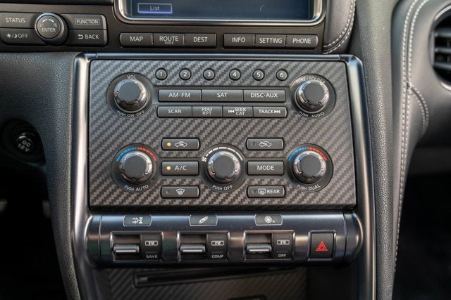 2014 Nissan GT-R Track Edition