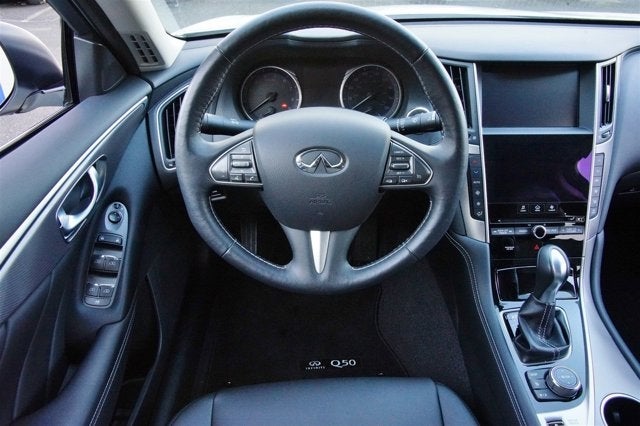 2015 INFINITI Q50 4dr Sdn AWD