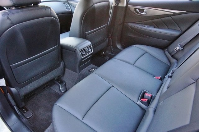 2015 INFINITI Q50 4dr Sdn AWD