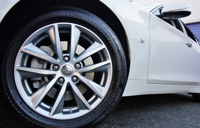 2015 INFINITI Q50 4dr Sdn AWD