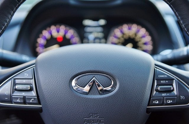 2015 INFINITI Q50 4dr Sdn AWD