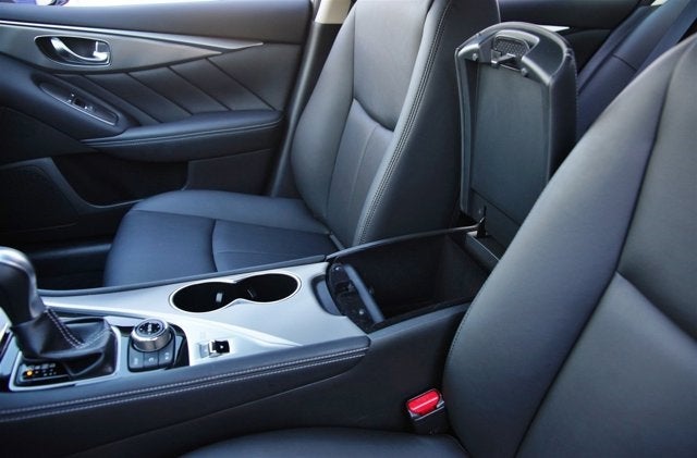 2015 INFINITI Q50 4dr Sdn AWD