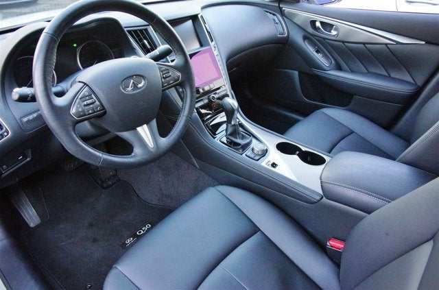 2015 INFINITI Q50 4dr Sdn AWD