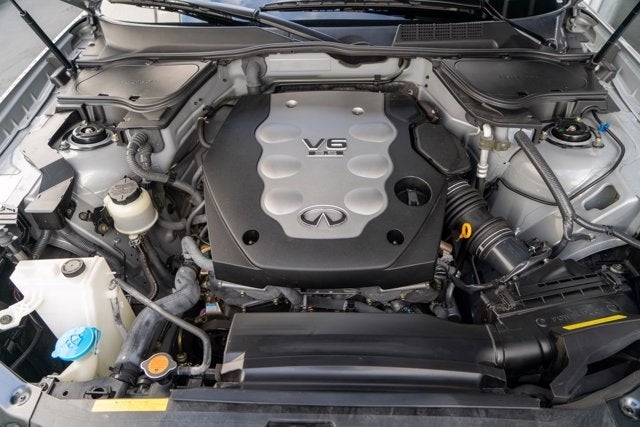 2005 INFINITI FX35 4dr AWD