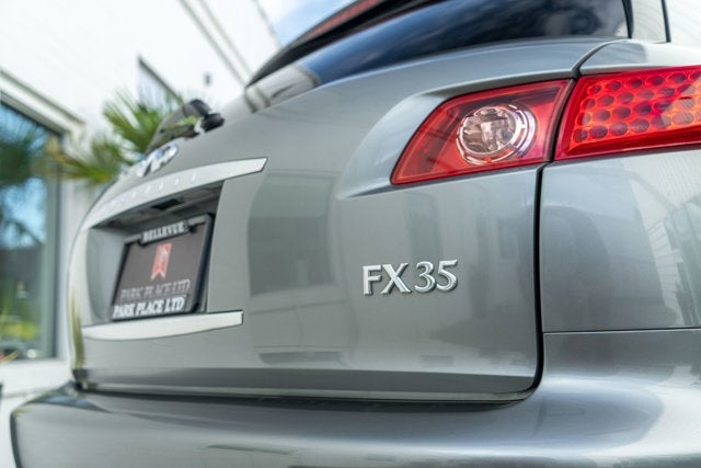 2005 INFINITI FX35 4dr AWD