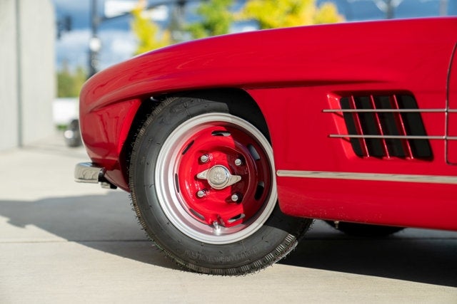 2023 Junior Car 300SL Base