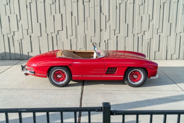 2023 Junior Car 300SL Base