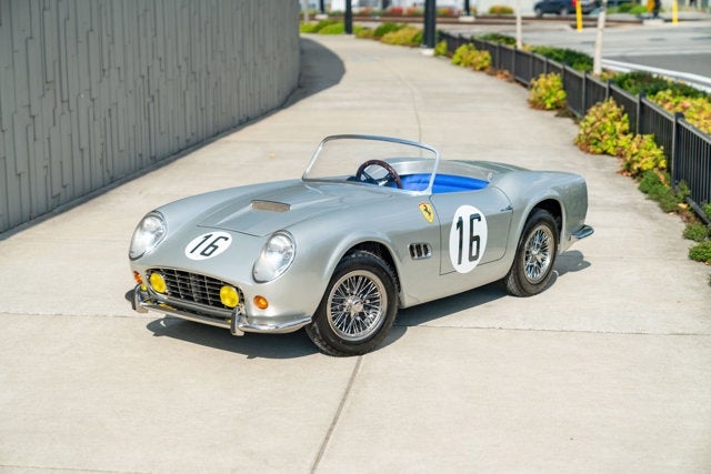 2023 Junior Car 250GT California Spyder