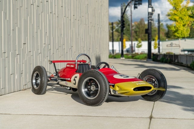 2022 Junior Car F1L Junior Racer Lotus Gold Leaf Livery