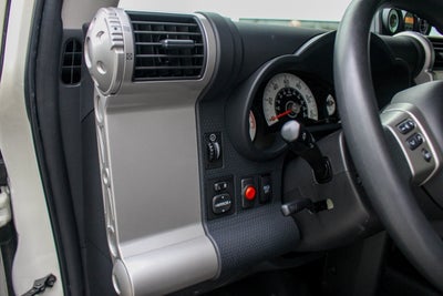 2014 Toyota FJ Cruiser 4WD 4dr Auto (Natl)