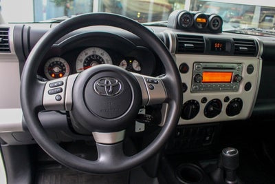 2014 Toyota FJ Cruiser 4WD 4dr Auto (Natl)