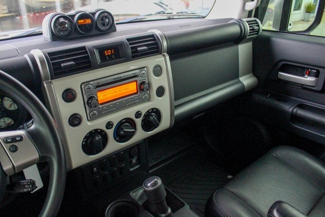 2014 Toyota FJ Cruiser 4WD 4dr Auto (Natl)