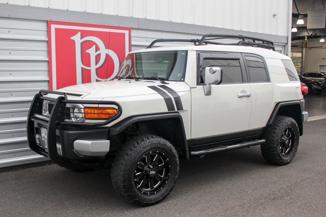 2014 Toyota FJ Cruiser 4WD 4dr Auto (Natl)