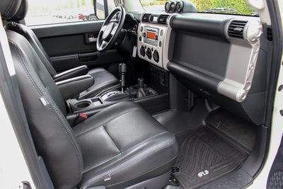 2014 Toyota FJ Cruiser 4WD 4dr Auto (Natl)