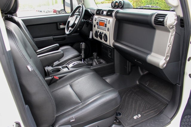 2014 Toyota FJ Cruiser 4WD 4dr Auto (Natl)