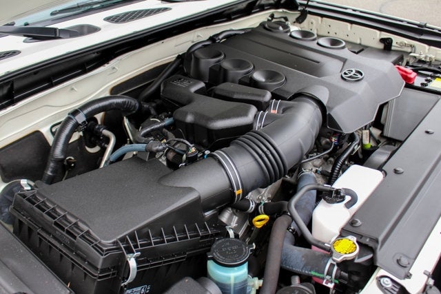 2014 Toyota FJ Cruiser 4WD 4dr Auto (Natl)