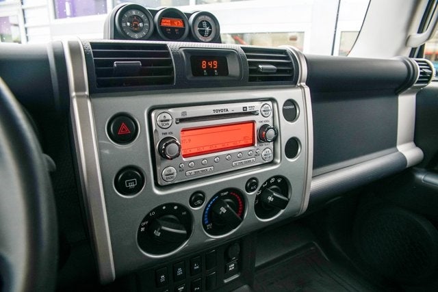 2012 Toyota FJ Cruiser 4WD 4dr Auto (Natl)