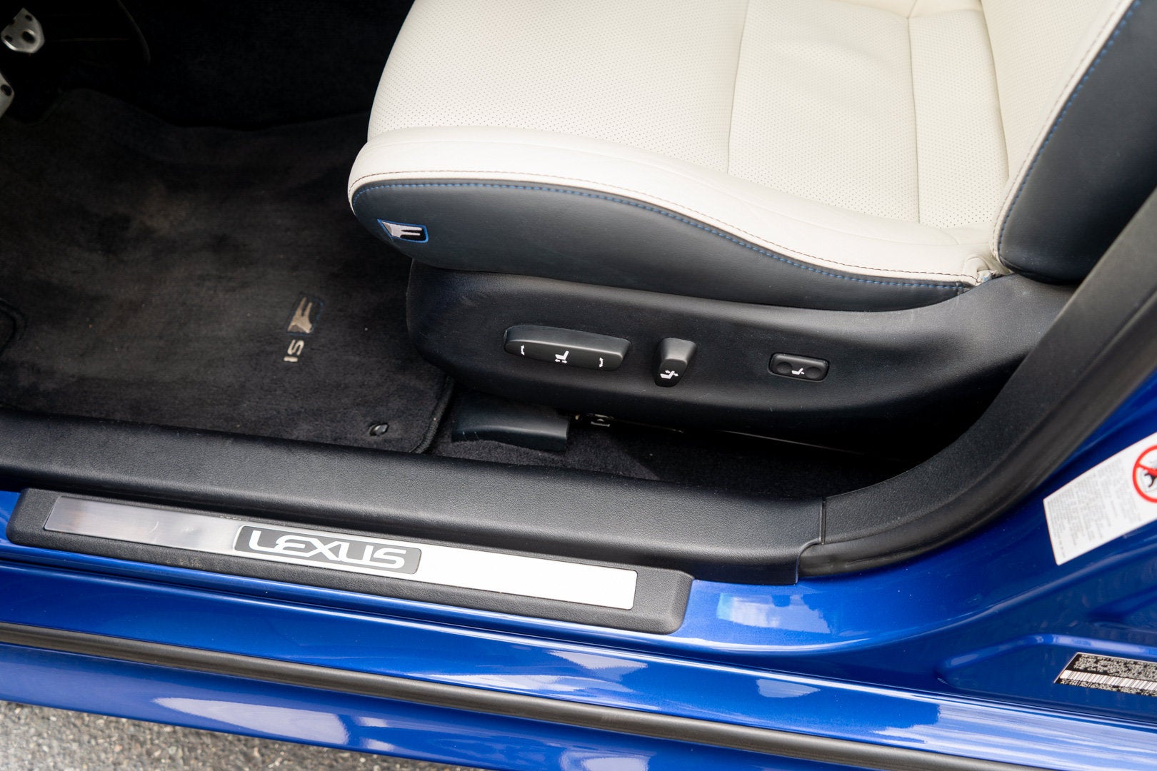 2011 Lexus IS F 4dr Sdn