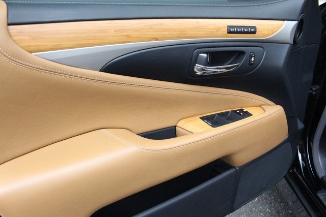 2013 Lexus LS 600h L 4dr Sdn Hybrid