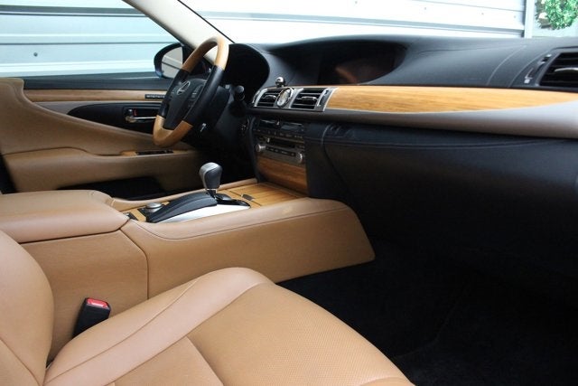 2013 Lexus LS 600h L 4dr Sdn Hybrid