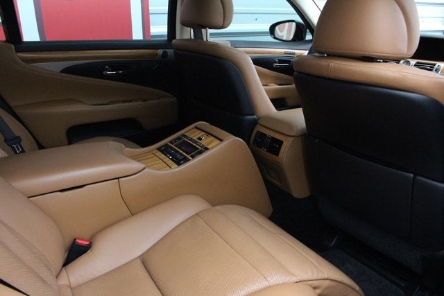 2013 Lexus LS 600h L 4dr Sdn Hybrid