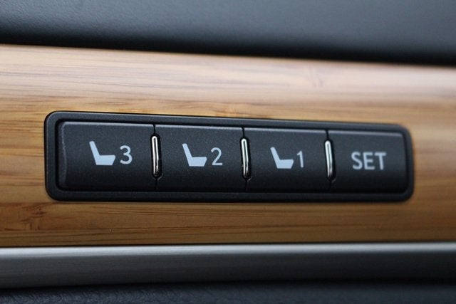 2013 Lexus LS 600h L 4dr Sdn Hybrid