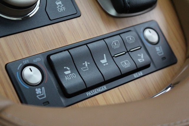 2013 Lexus LS 600h L 4dr Sdn Hybrid