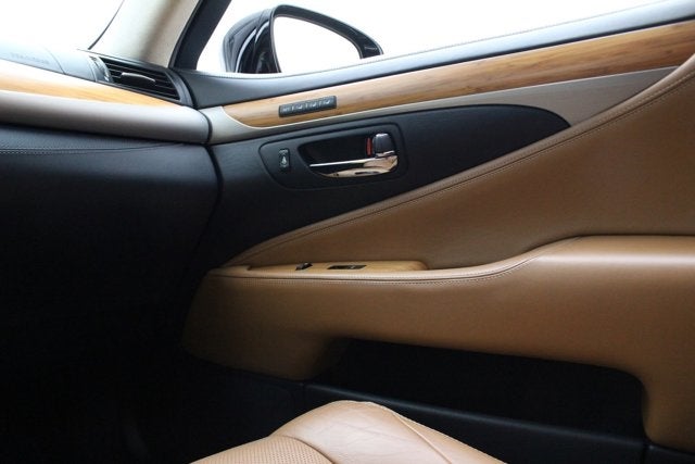 2013 Lexus LS 600h L 4dr Sdn Hybrid