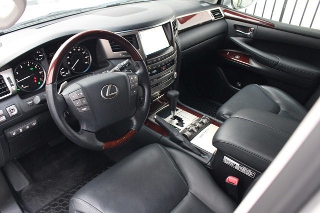 2015 Lexus LX 570 4WD 4dr