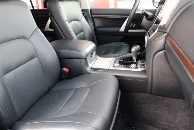 2016 Toyota Land Cruiser 4dr 4WD (Natl)