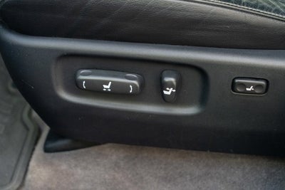 2013 Toyota Land Cruiser 4dr 4WD (Natl)