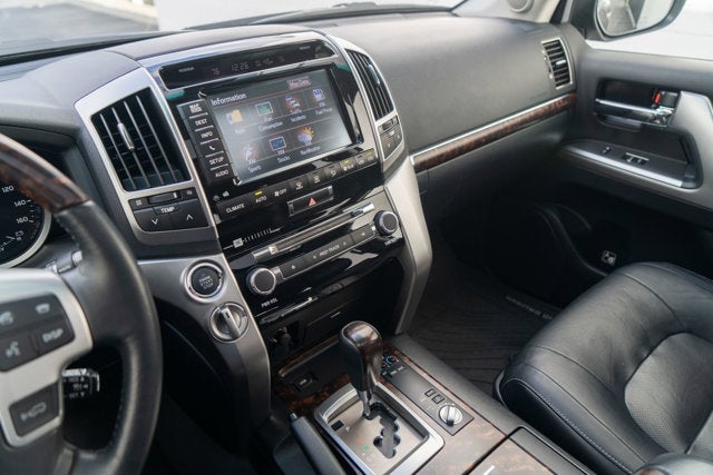 2013 Toyota Land Cruiser 4dr 4WD (Natl)