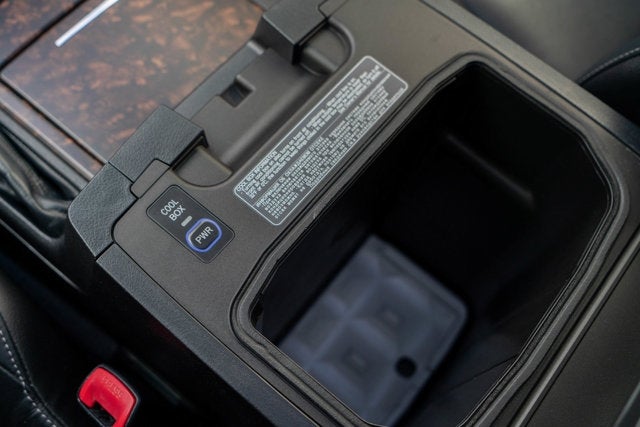 2013 Toyota Land Cruiser 4dr 4WD (Natl)