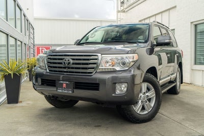 2013 Toyota Land Cruiser 4dr 4WD (Natl)