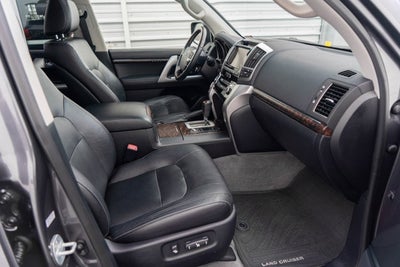 2013 Toyota Land Cruiser 4dr 4WD (Natl)