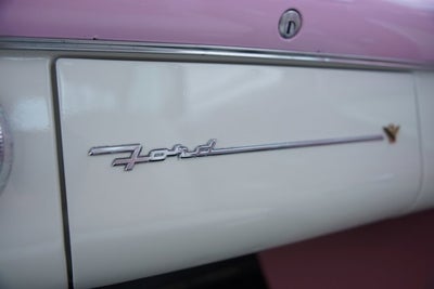 1955 Ford Crown Victoria Base