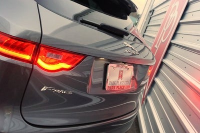 2017 Jaguar F-PACE 35t Prestige
